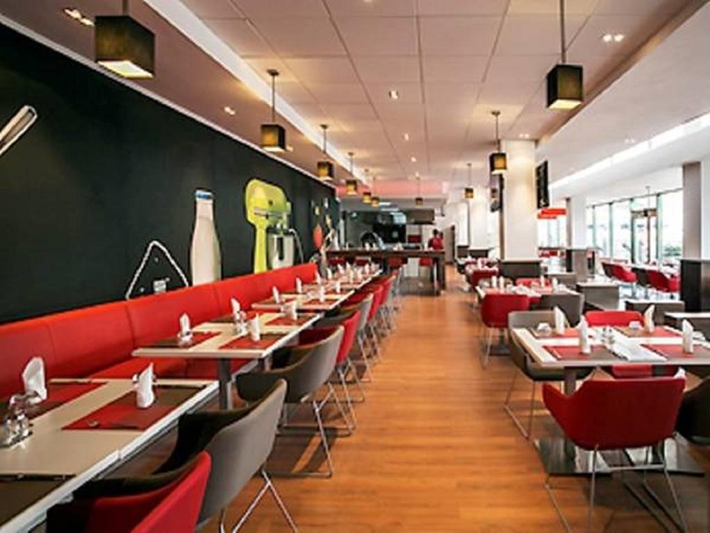 Ibis Lagos Ikeja Esterno foto