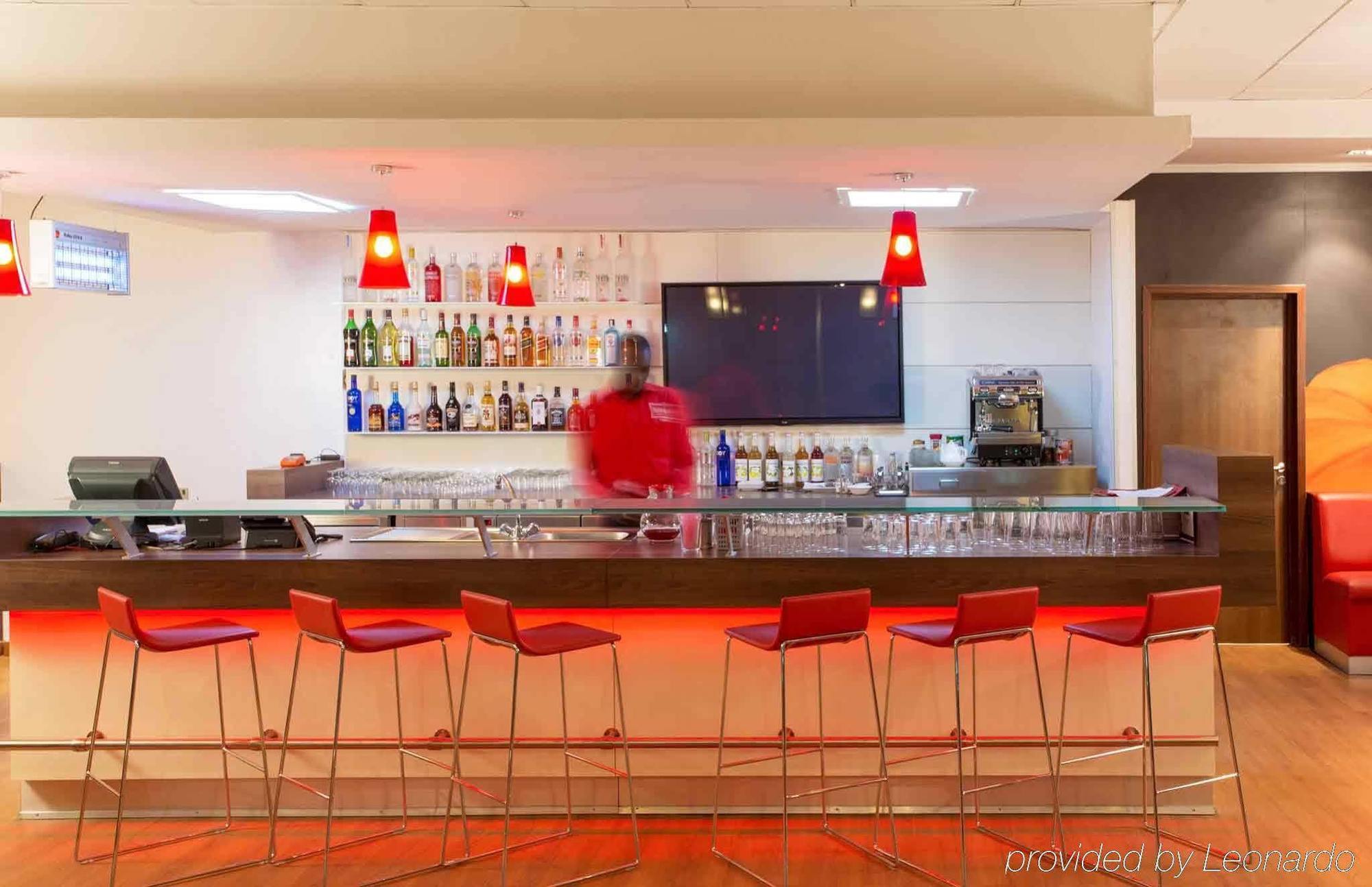 Ibis Lagos Ikeja Esterno foto